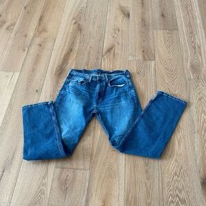 Levi’s Classic Blue Men's Jeans. Used.  W34  L32